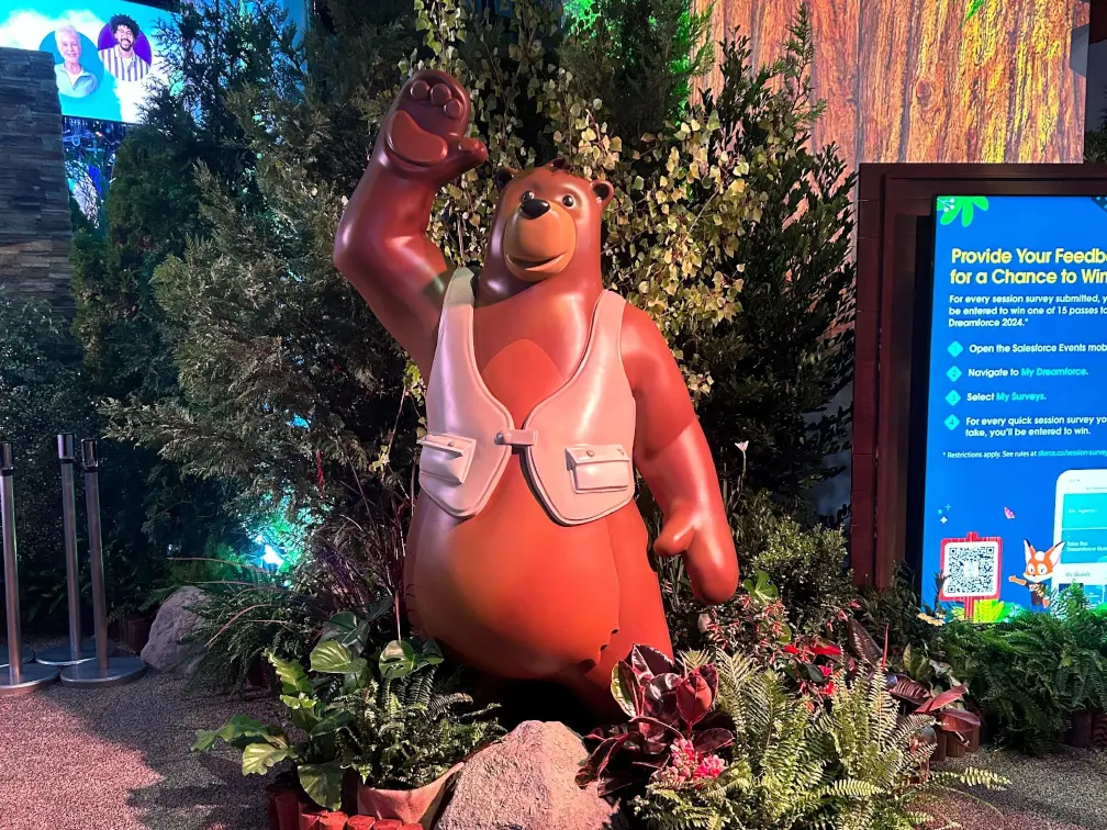 codey-the-bear-welcomes-all-the-salesforce-nerds.webp