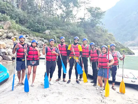 river-rafting-in-the-shore-of-river-Ganga.webp